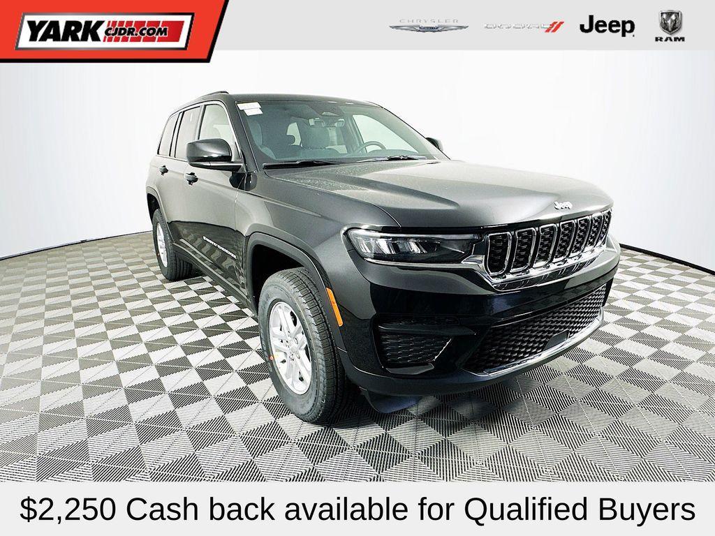 new 2025 Jeep Grand Cherokee car, priced at $38,544