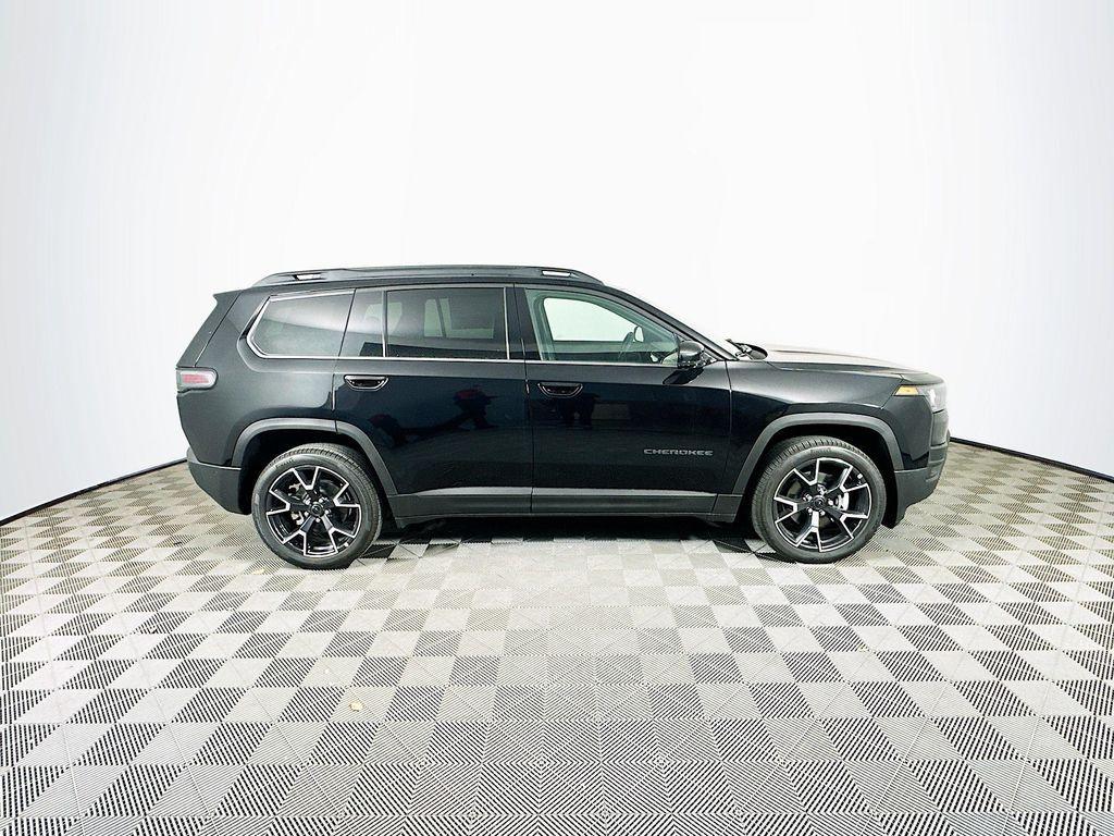 new 2026 Jeep Cherokee car, priced at $43,108