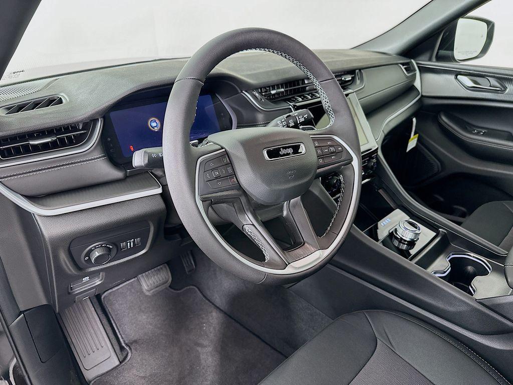 new 2025 Jeep Grand Cherokee L car, priced at $35,156