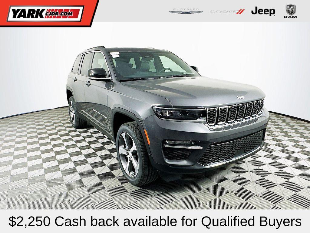 new 2025 Jeep Grand Cherokee car, priced at $46,868