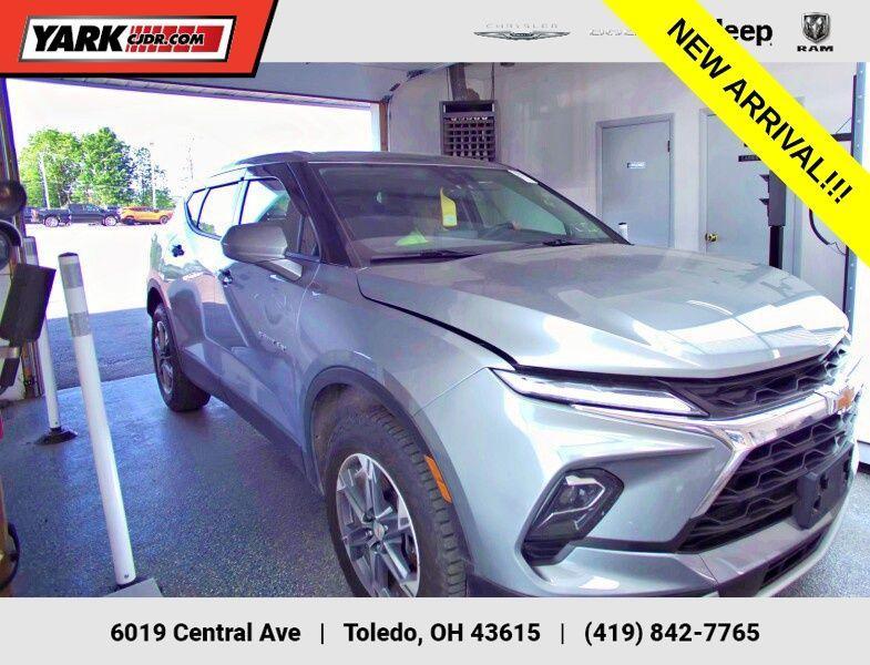 used 2024 Chevrolet Blazer car, priced at $27,990