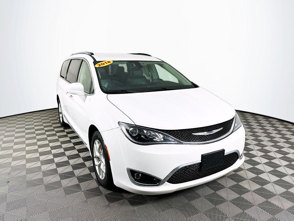 used 2018 Chrysler Pacifica car, priced at $14,800