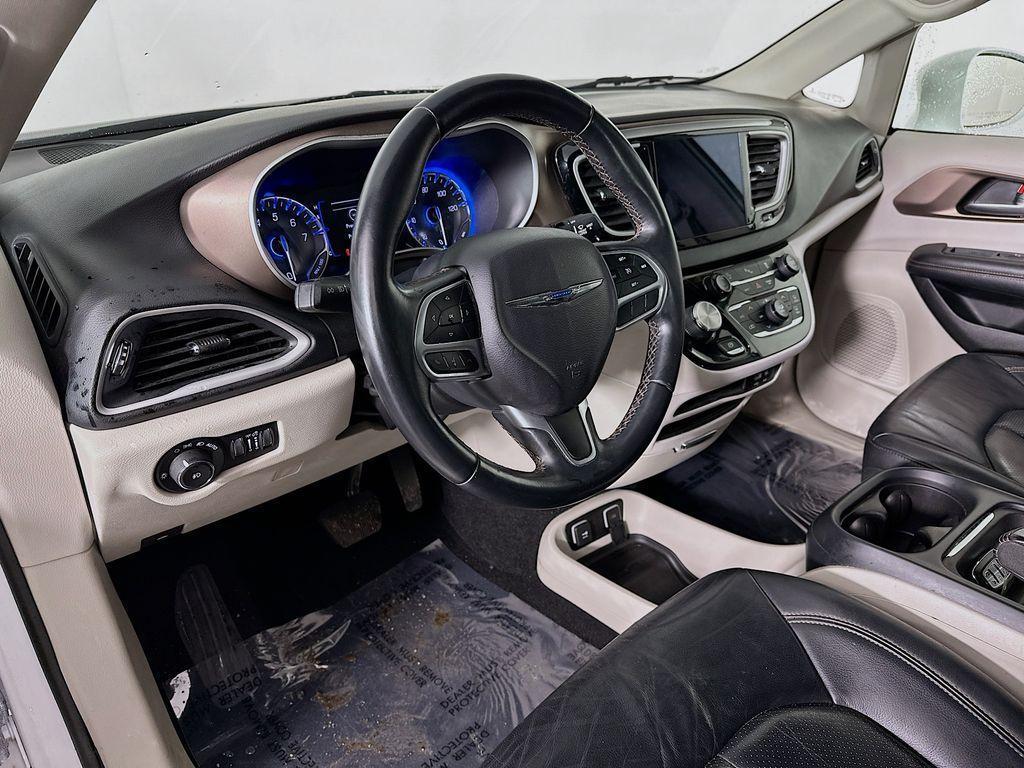 used 2018 Chrysler Pacifica car, priced at $14,800