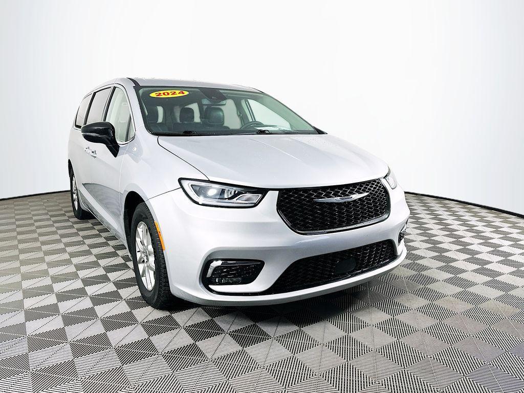 used 2024 Chrysler Pacifica car, priced at $30,990