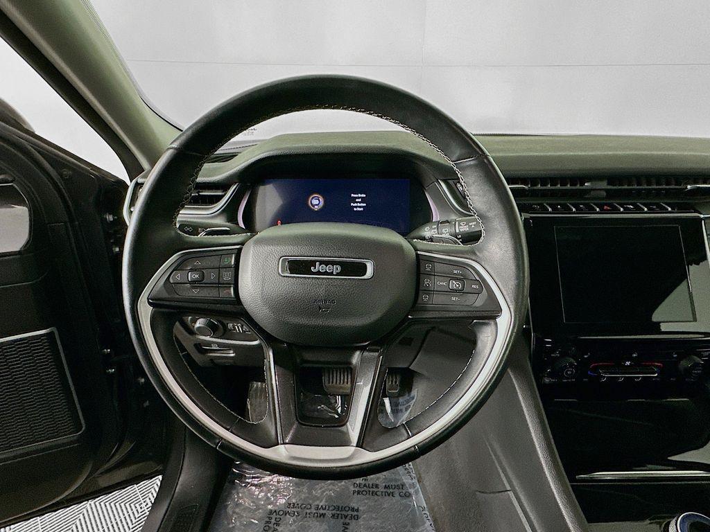 used 2022 Jeep Grand Cherokee car, priced at $26,900