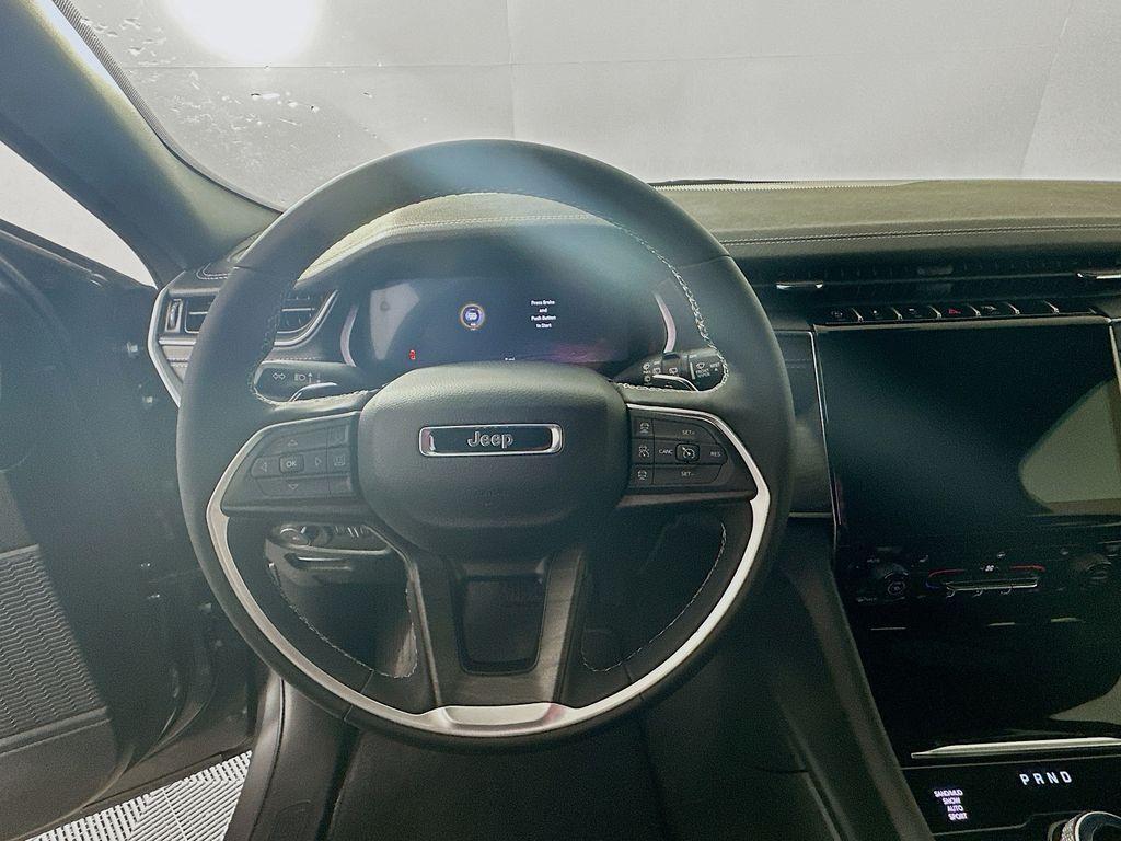 new 2025 Jeep Grand Cherokee car, priced at $42,474