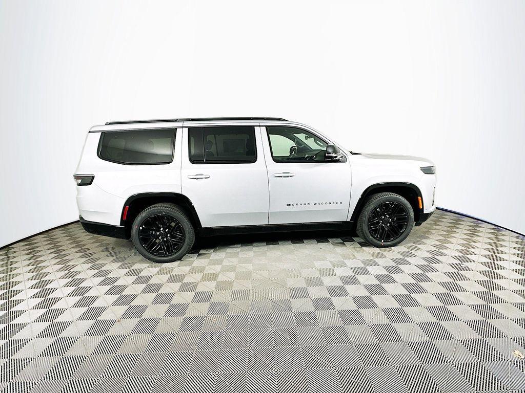 new 2026 Jeep Grand Wagoneer car, priced at $80,092