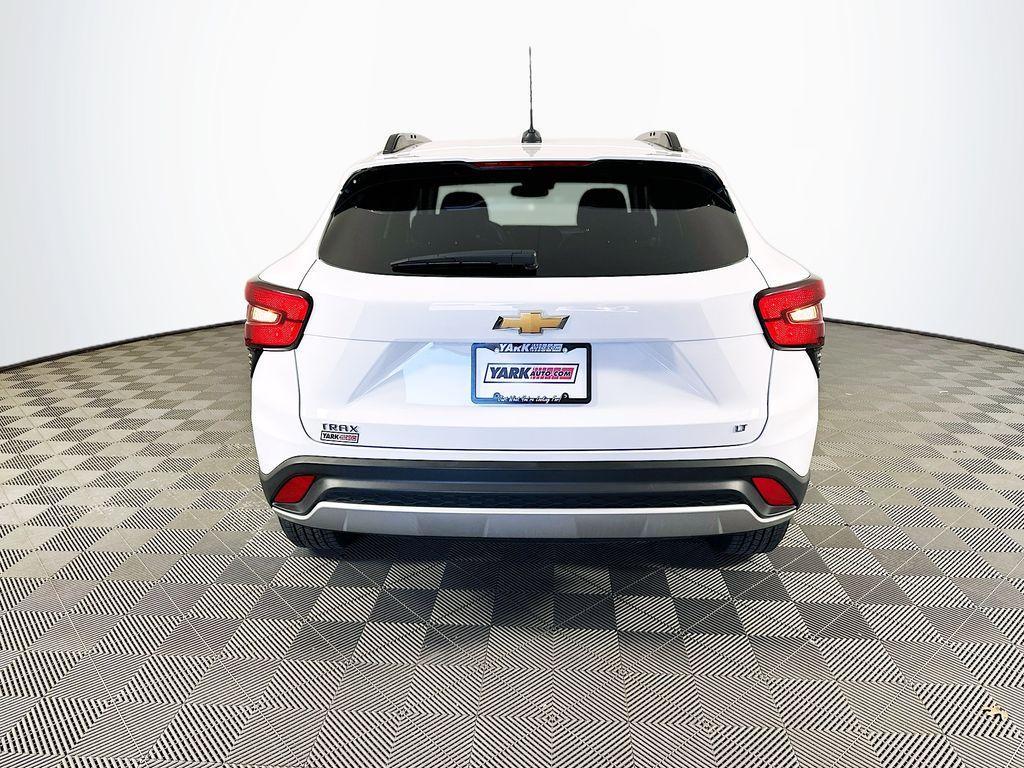 used 2024 Chevrolet Trax car, priced at $19,904