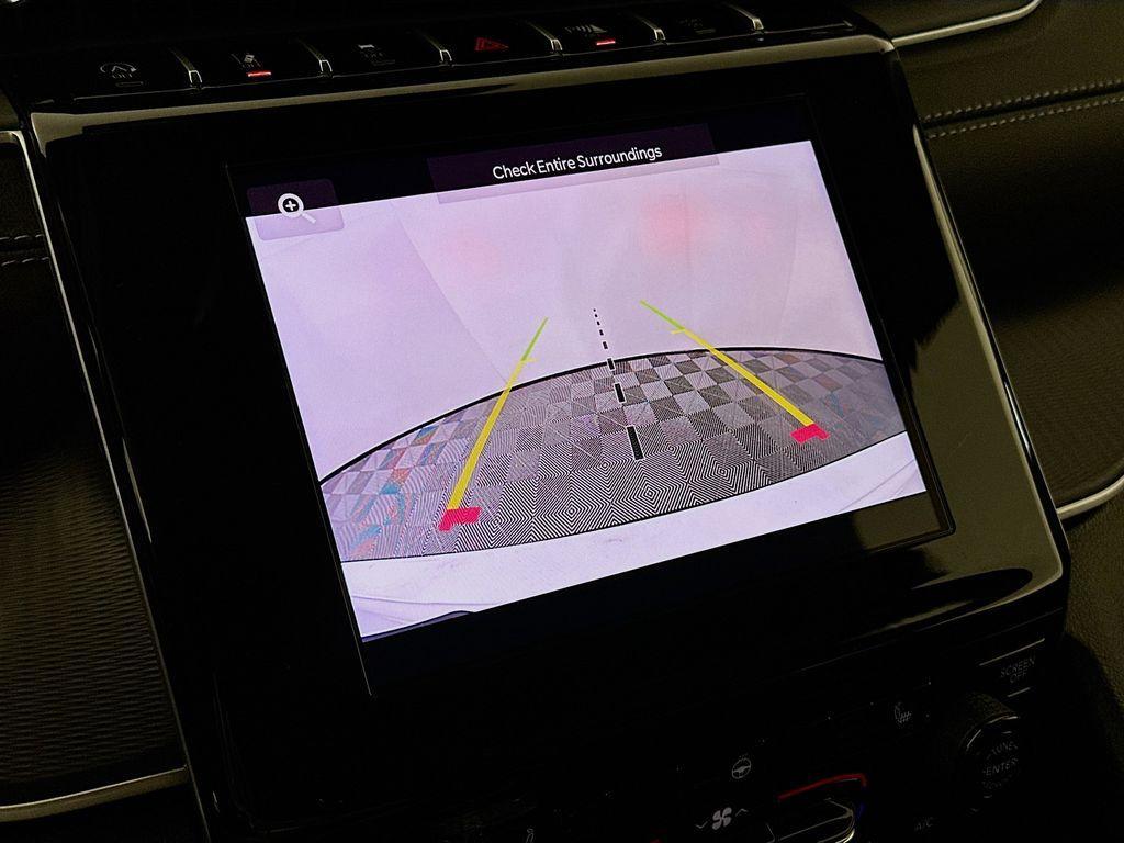 new 2025 Jeep Grand Cherokee L car, priced at $40,074