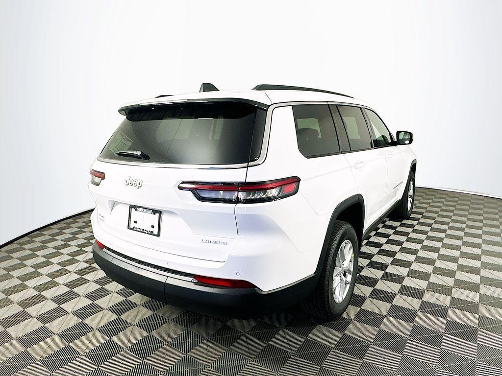 new 2025 Jeep Grand Cherokee L car, priced at $40,074