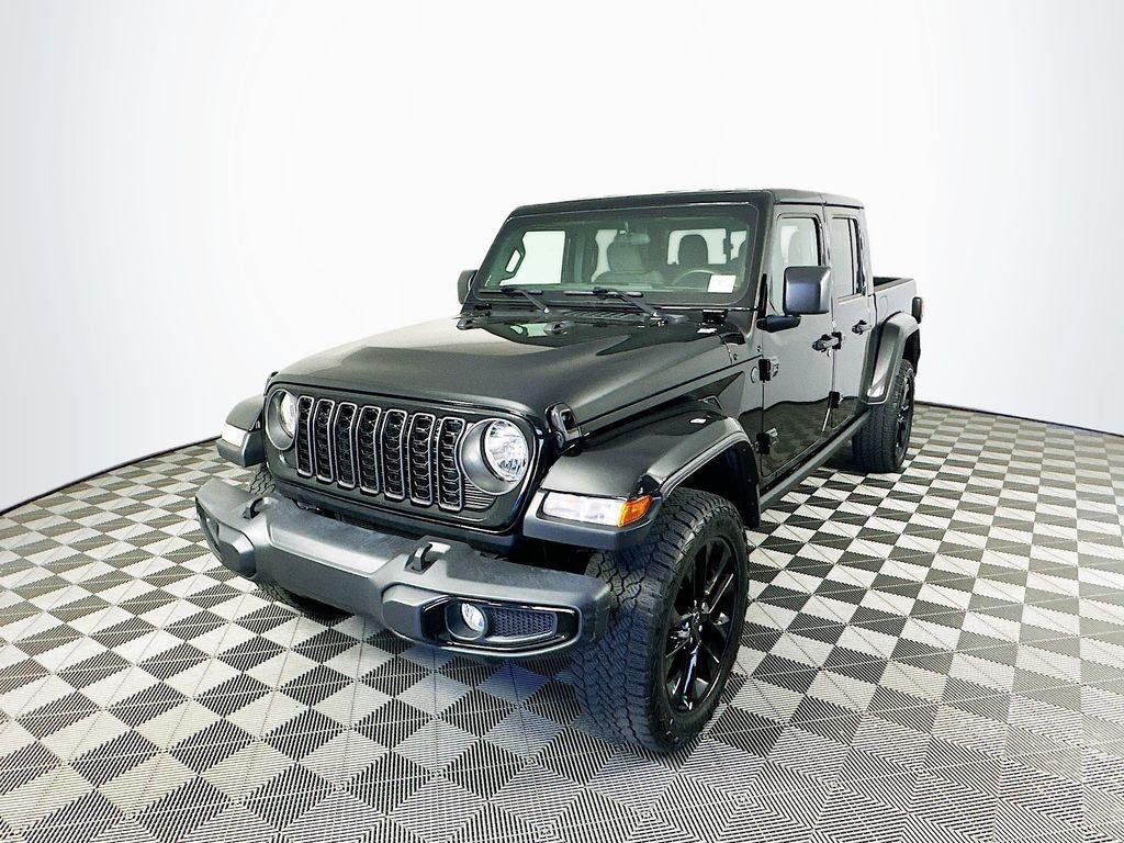 used 2024 Jeep Gladiator car, priced at $32,404