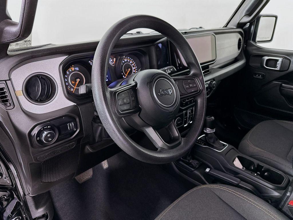 used 2024 Jeep Gladiator car, priced at $32,404