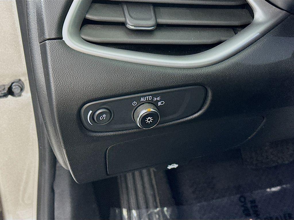 used 2024 Chevrolet Malibu car, priced at $16,998