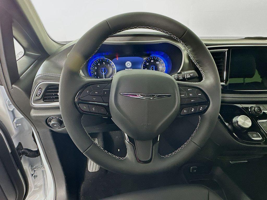 new 2026 Chrysler Pacifica car, priced at $46,507