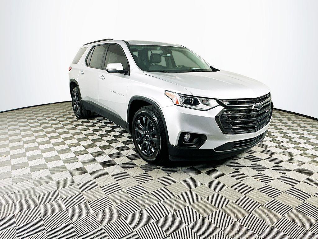 used 2021 Chevrolet Traverse car, priced at $28,800