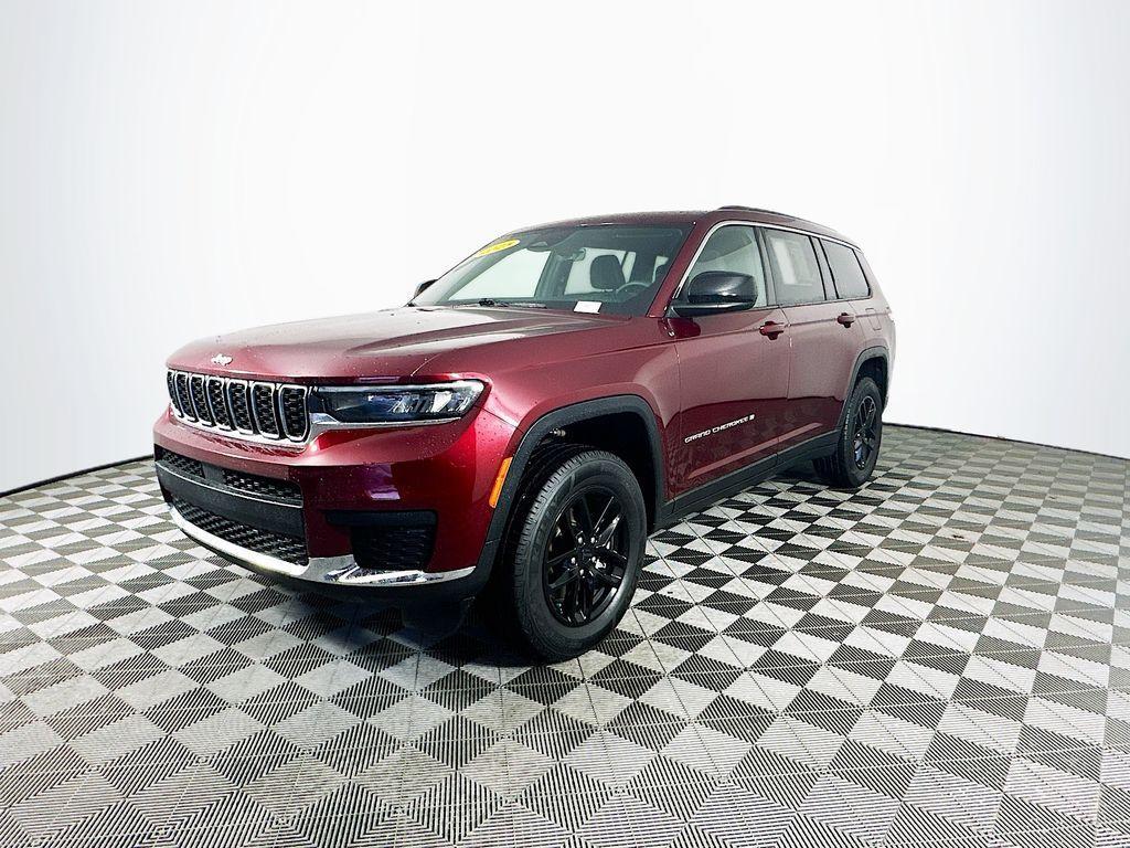 used 2025 Jeep Grand Cherokee L car, priced at $32,554