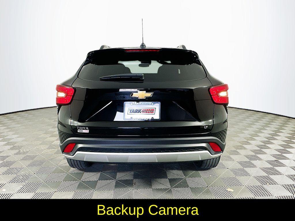 used 2025 Chevrolet Trax car, priced at $20,900