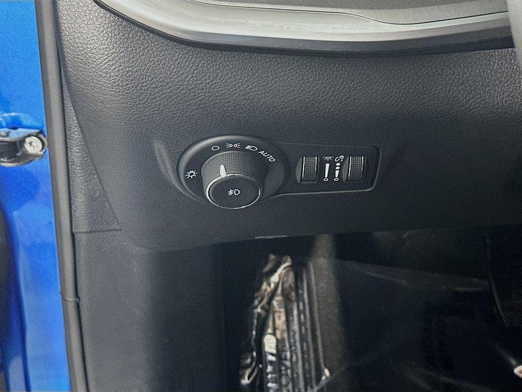 used 2025 Jeep Compass car, priced at $21,900