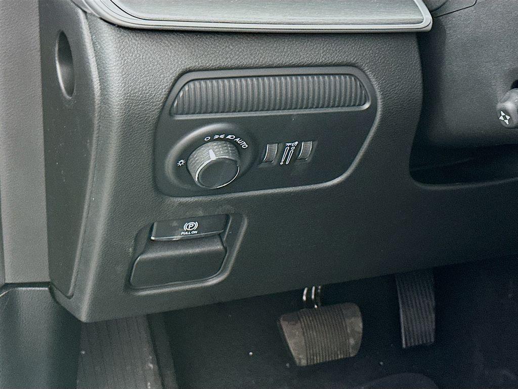 new 2026 Jeep Grand Wagoneer L car, priced at $74,421