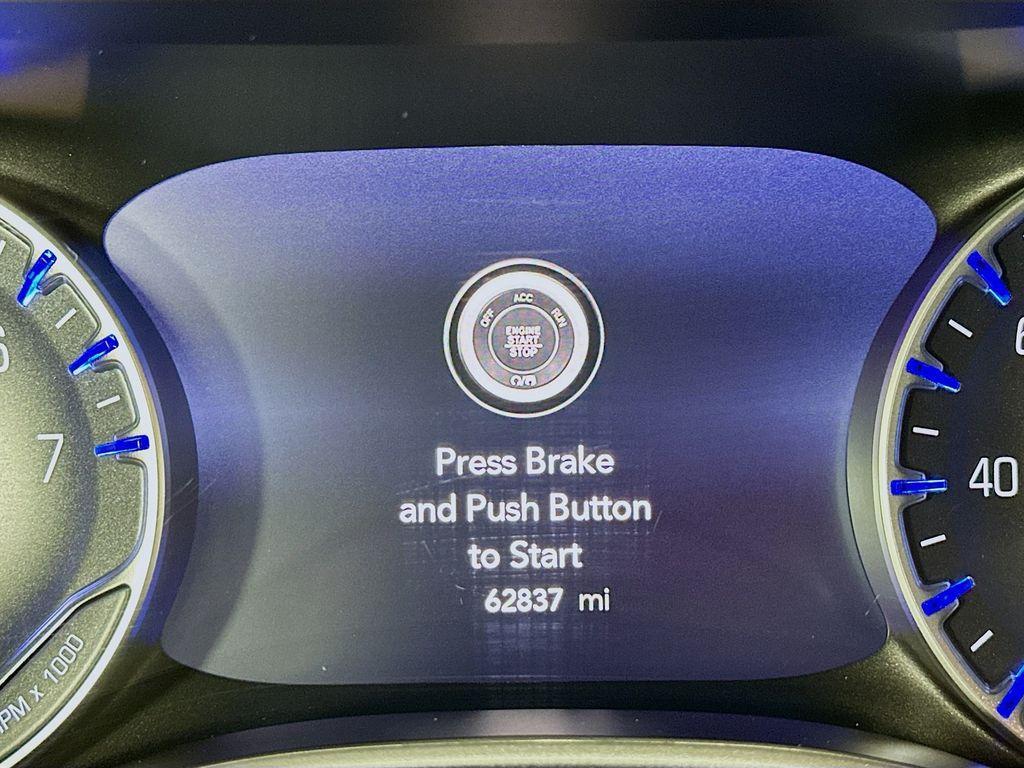 used 2024 Chrysler Pacifica car, priced at $24,295