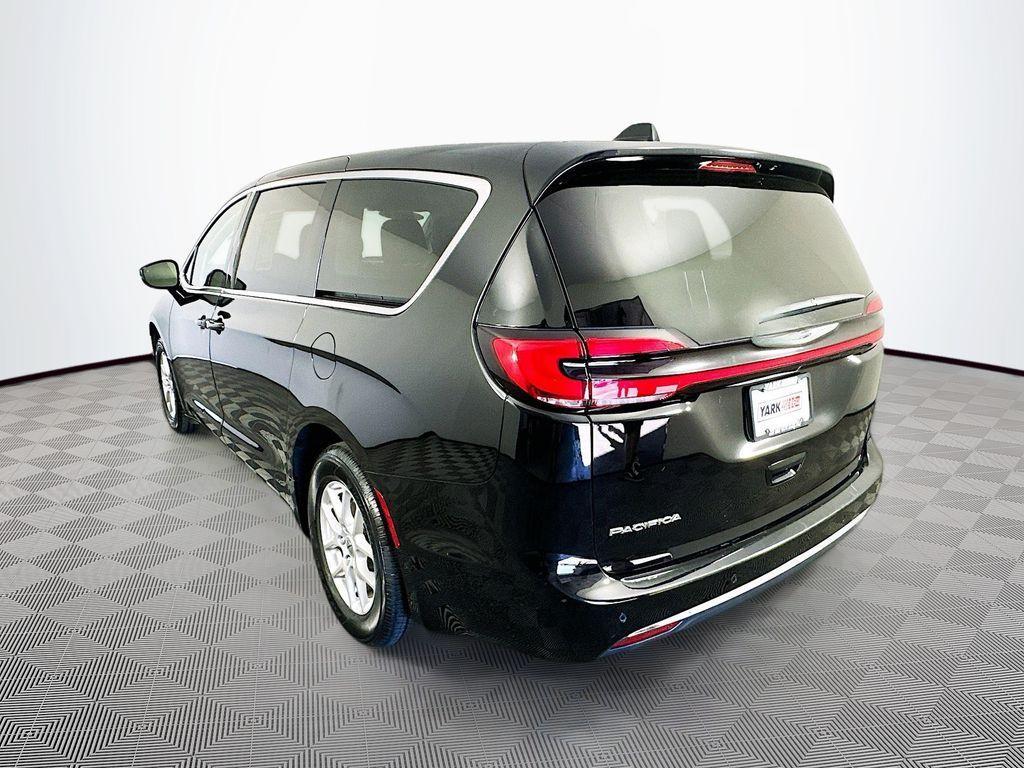 used 2024 Chrysler Pacifica car, priced at $24,295
