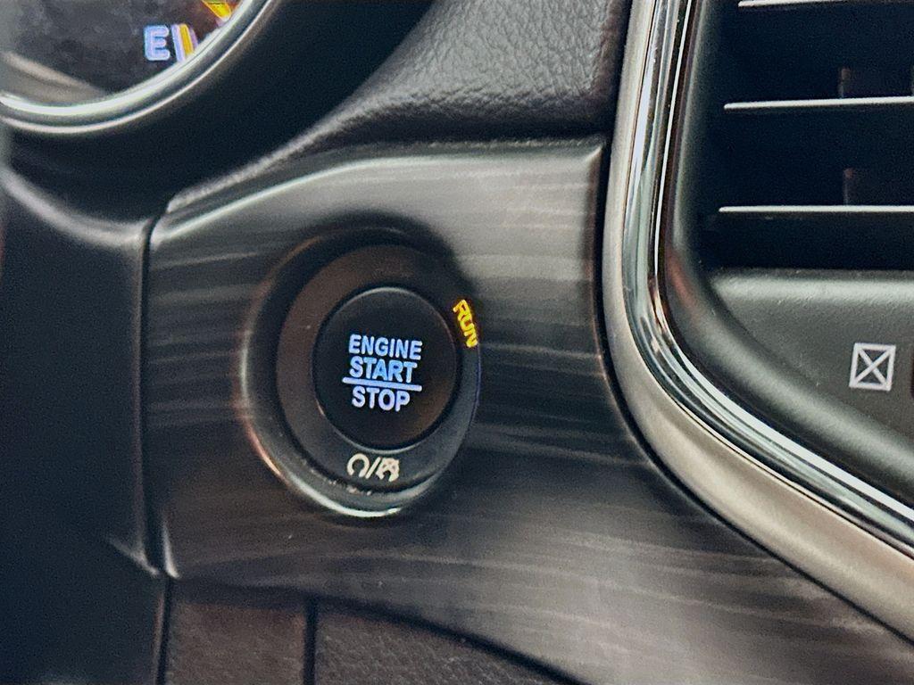 used 2019 Jeep Grand Cherokee car, priced at $15,744