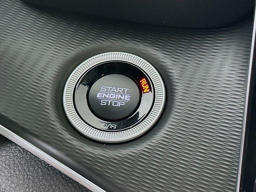 new 2025 Jeep Grand Cherokee car, priced at $41,436