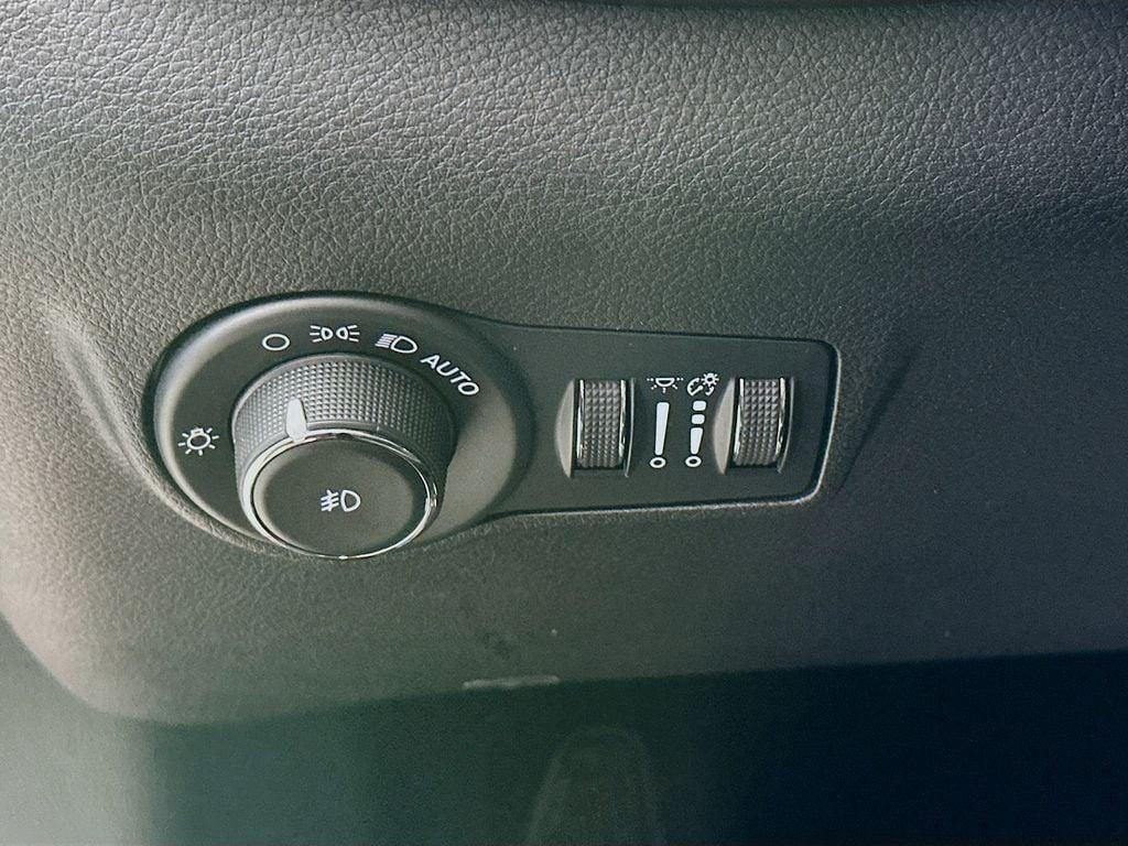 used 2023 Jeep Compass car, priced at $19,412