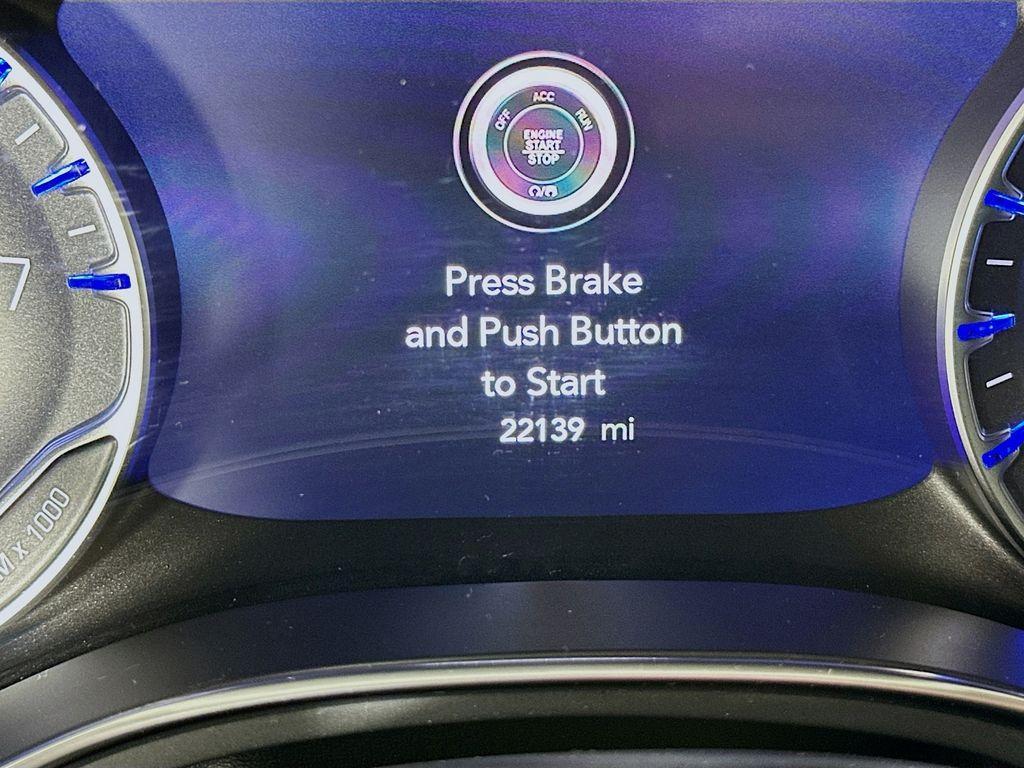 used 2025 Chrysler Pacifica car, priced at $35,899