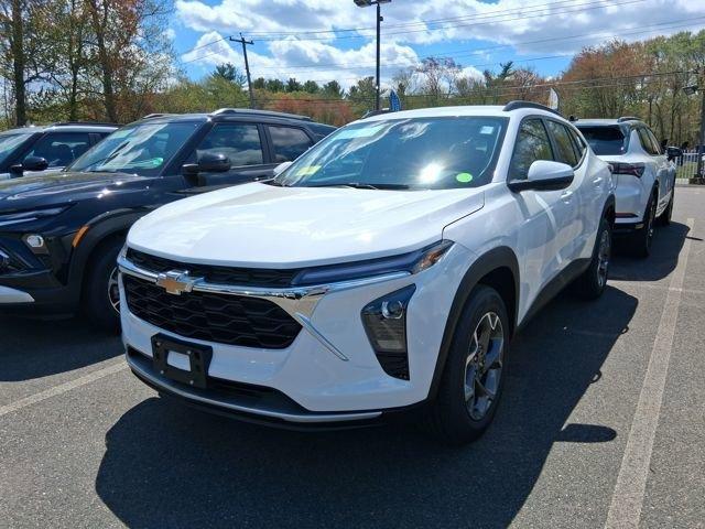 new 2026 Chevrolet Trax car, priced at $25,039