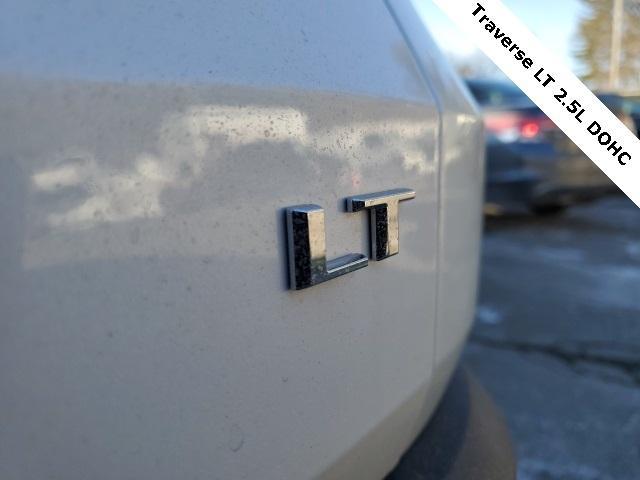 used 2024 Chevrolet Traverse car, priced at $38,450