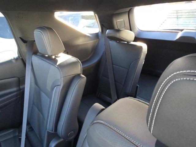 new 2026 Chevrolet Traverse car, priced at $48,885