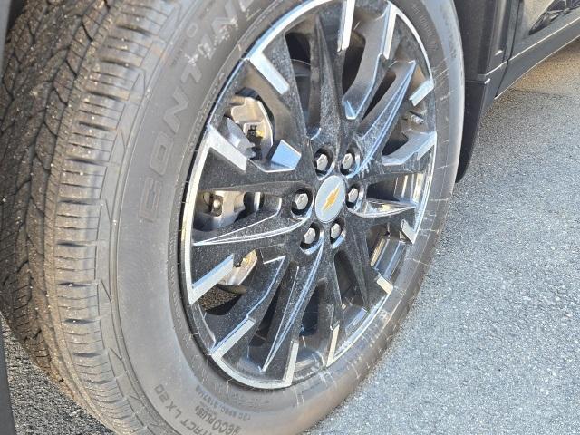 new 2026 Chevrolet Traverse car, priced at $48,885