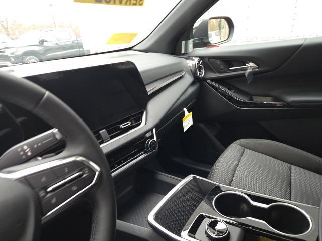 new 2026 Chevrolet Equinox car, priced at $32,970