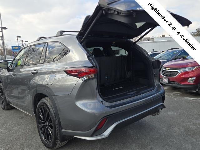 used 2026 Toyota Highlander car, priced at $49,550