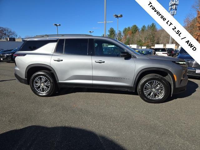 used 2025 Chevrolet Traverse car, priced at $36,500