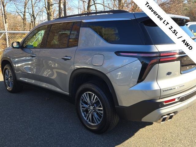 used 2025 Chevrolet Traverse car, priced at $36,500