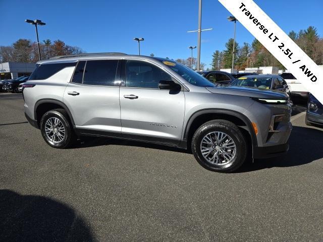 used 2025 Chevrolet Traverse car, priced at $36,500