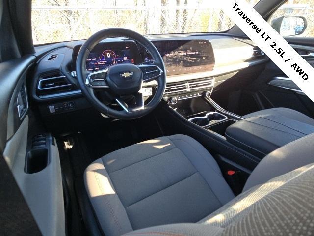 used 2025 Chevrolet Traverse car, priced at $36,500