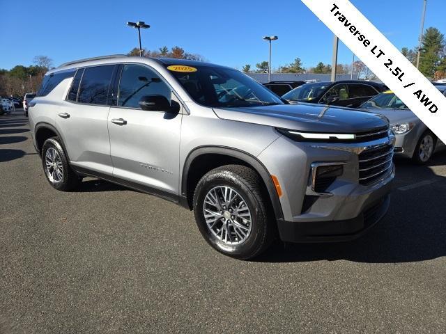used 2025 Chevrolet Traverse car, priced at $36,500
