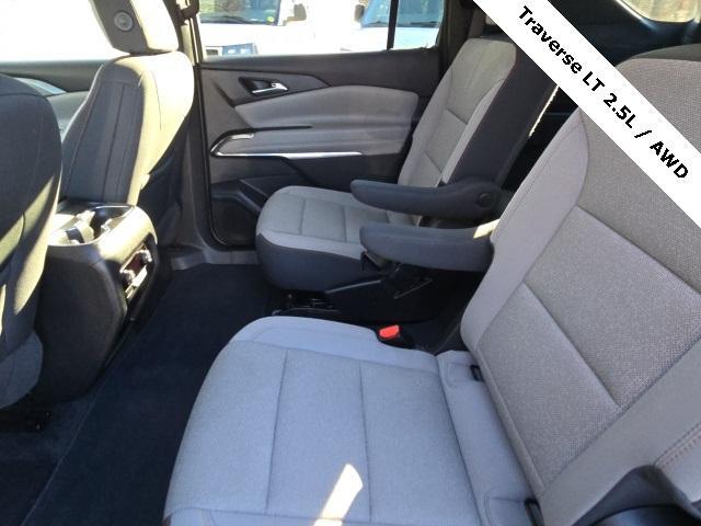 used 2025 Chevrolet Traverse car, priced at $36,500