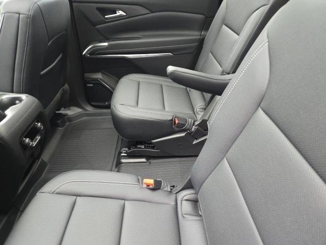 new 2026 Chevrolet Traverse car, priced at $55,814