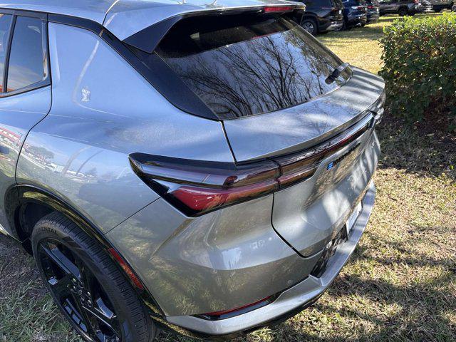 used 2024 Chevrolet Equinox EV car, priced at $25,900