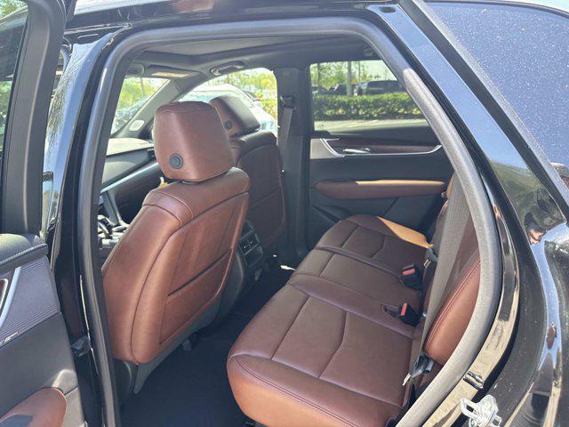 new 2026 Cadillac XT5 car, priced at $57,915