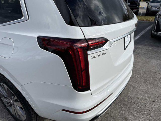used 2022 Cadillac XT6 car, priced at $33,881