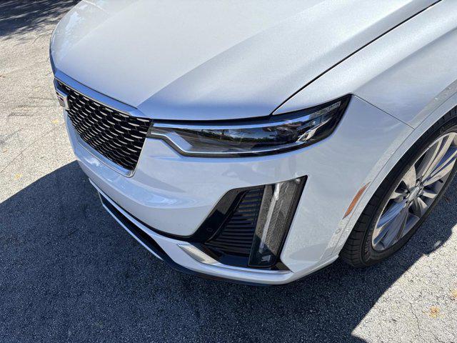 new 2025 Cadillac XT6 car, priced at $73,015