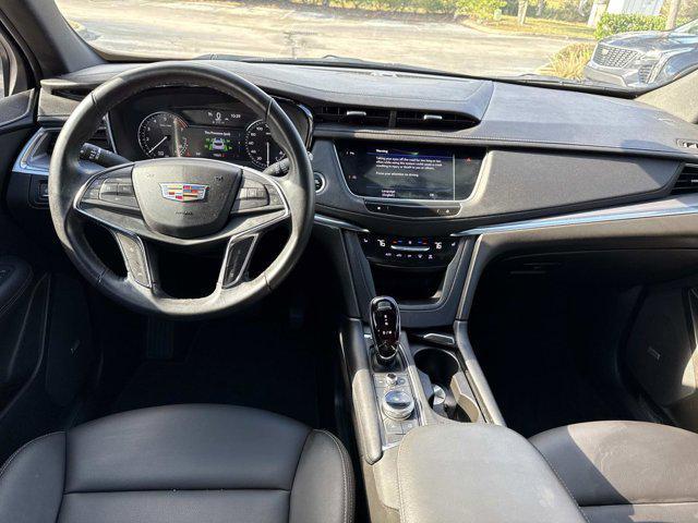 used 2023 Cadillac XT5 car, priced at $28,995