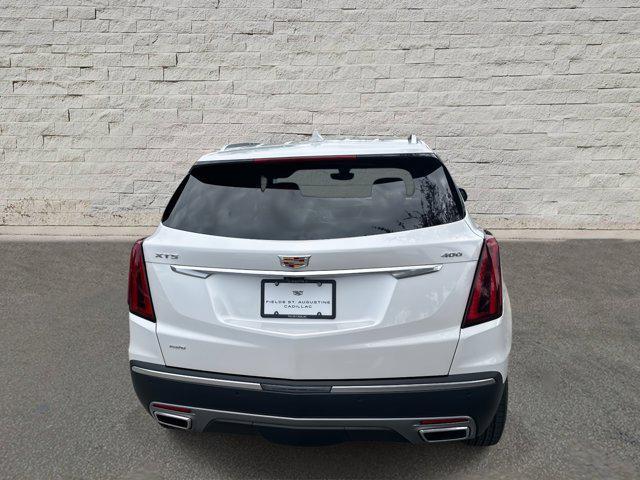 new 2026 Cadillac XT5 car, priced at $62,120