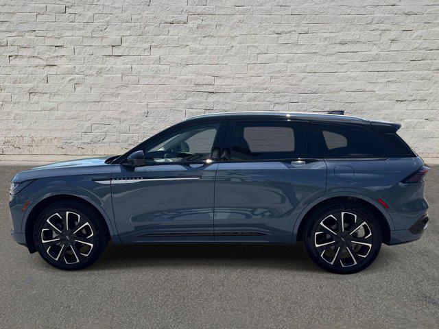 used 2025 Lincoln Nautilus car, priced at $58,900