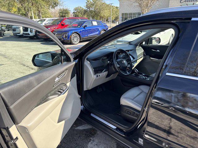 used 2022 Cadillac XT4 car, priced at $28,995